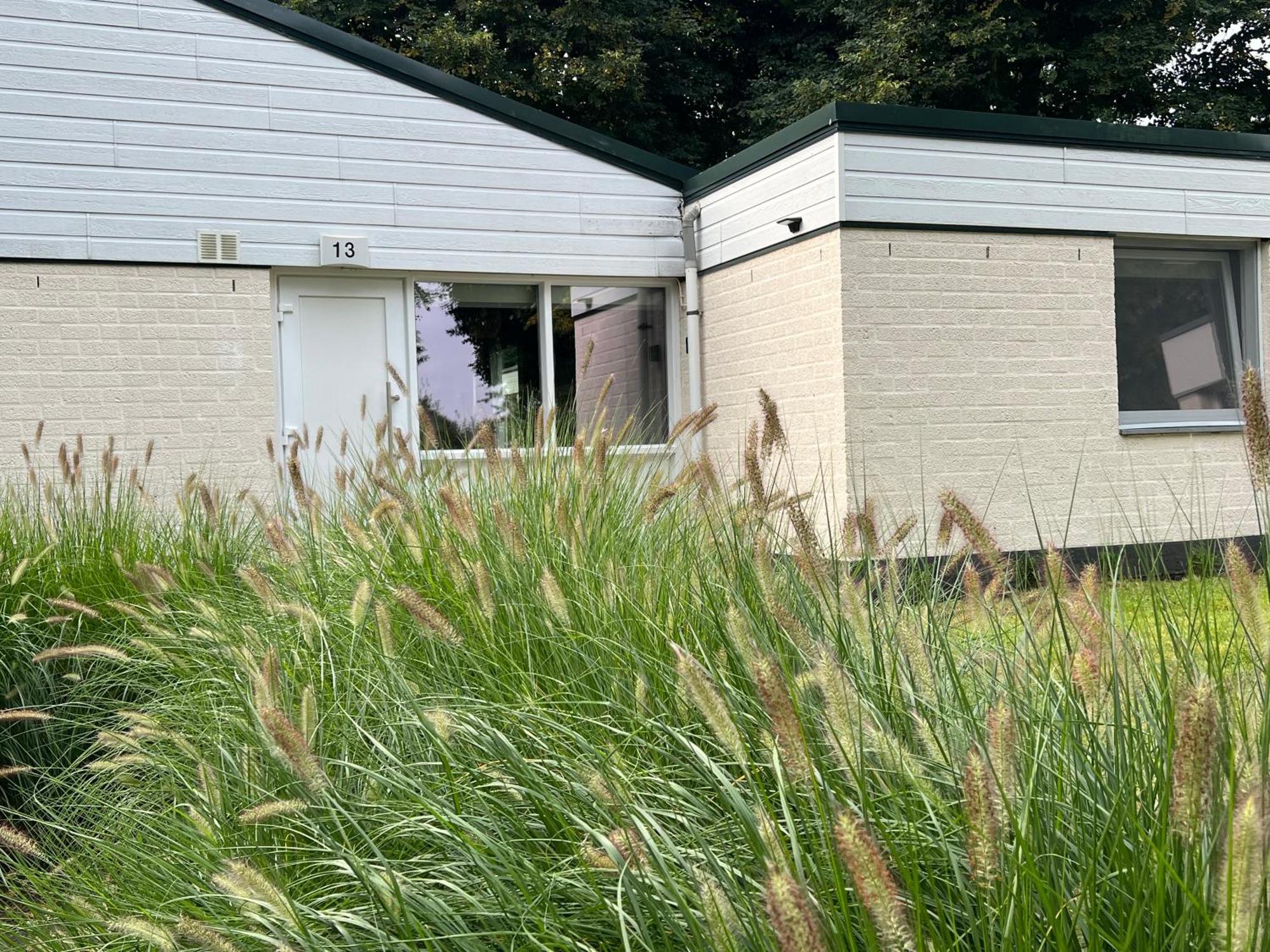 Gehele Bungalow Zuid-Limburg Op Een Park ซิมเปลเวลด์ ภายนอก รูปภาพ